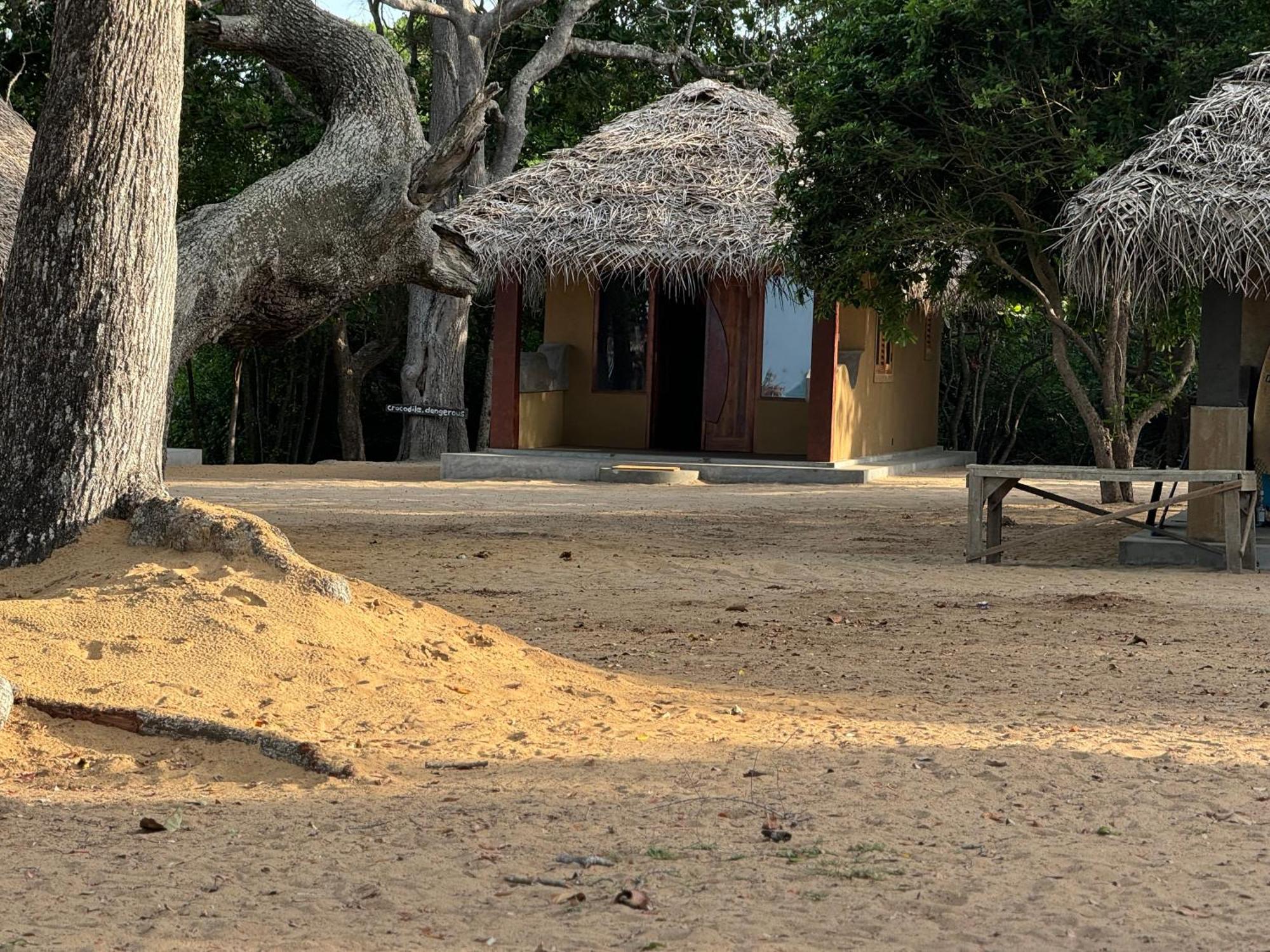 Peanut Farm Surf And Wild Resort - Arugambay Arugam Bay Exteriör bild